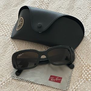 Rayban Polarized black plastic sunglasses
